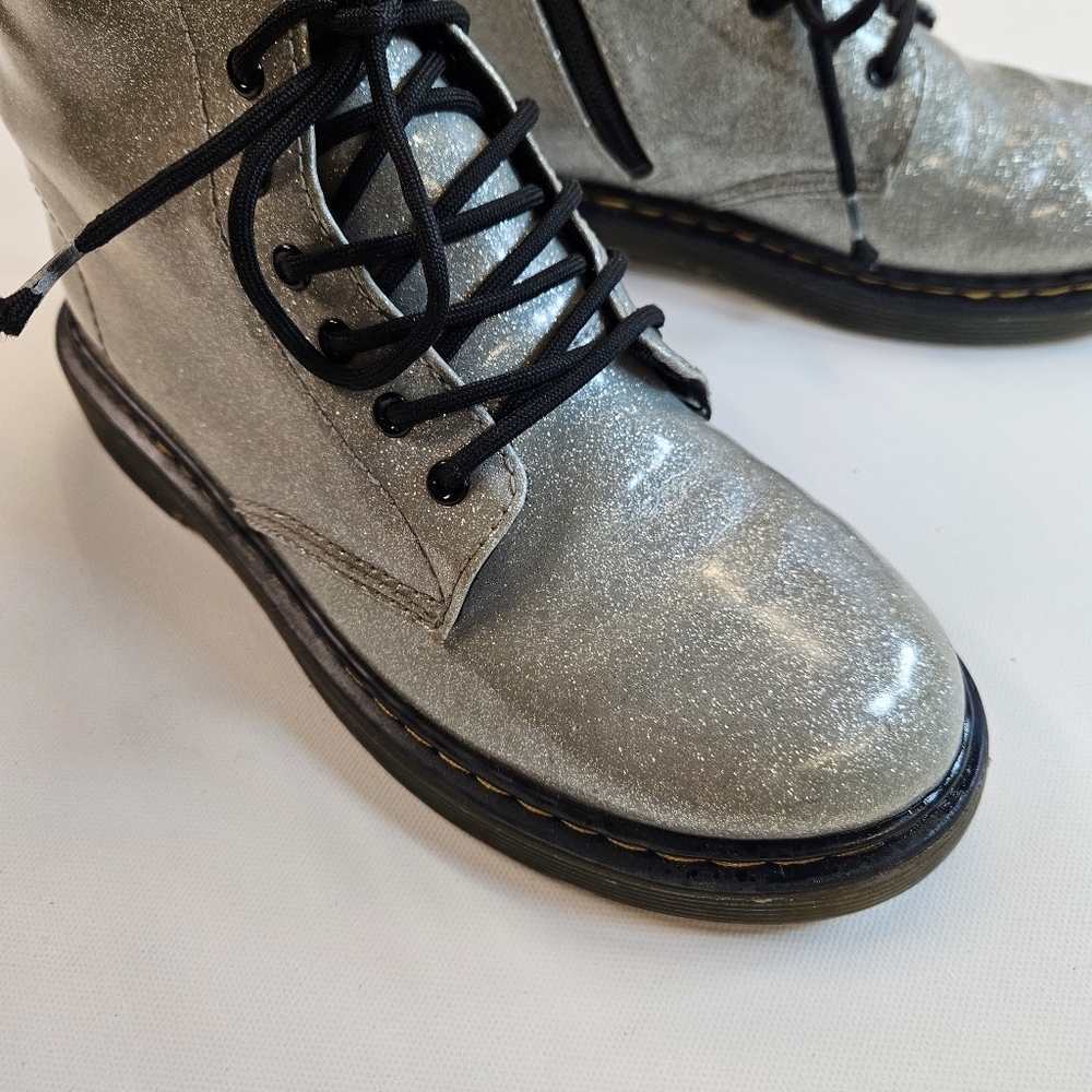 Dr Doc Martens Navy Glitter Zipper J Women’s Boots 1460J JY004 US Size 4Y - Picture 3 of 10